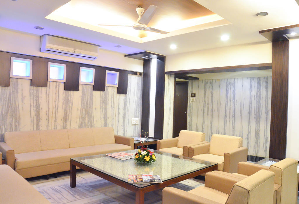 Rama Krishna Executive Apartments 孟买 外观 照片